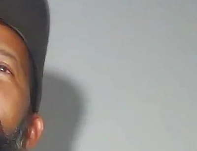 The Texture of the Clothes