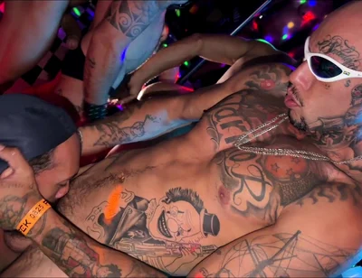 Fckbus - a Journey That's Badass!