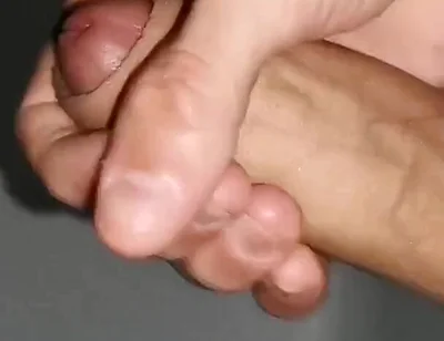 A Very Powerful Stream From a Large Penis