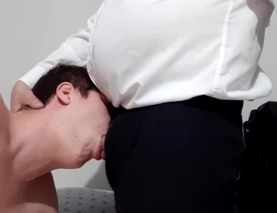 Stepdaddy Getting a Blowjob Before Work.