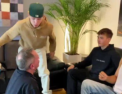 long hair master dirty sneaker