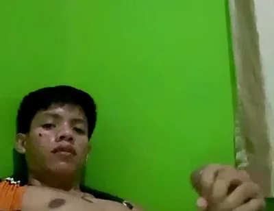 Pinoy Twink Quick Jerk off