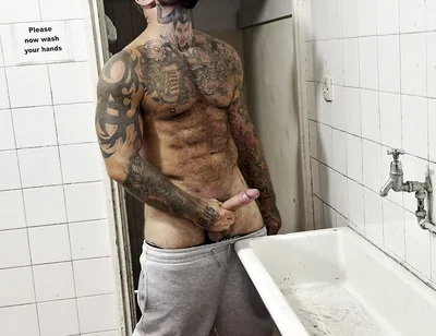 Massive Filthy Irish Cock Pissing All Over
