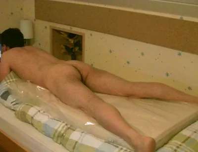 Naked Foil Hump Masturbation