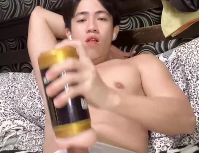 Pinoy with Big Dick Trying Dildo