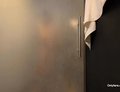 Twink in the Shower