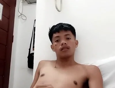 Stepdaddy’s Hot Twink Jerks off While Begging for Cum