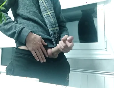 Big Cock Guy with His Scarf, He Is Cold and He Jerks off and Cums to Get Warm