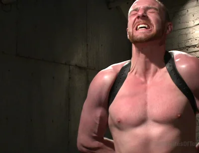 Straight Hunk Jimmy Bullet Pushes His Limits to the Max!