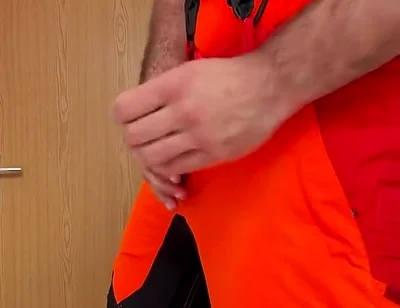 Tyler Blake Jerking off in Hivis Lumberjack Workwear - Muscle Flexes & Explosive Cumshot