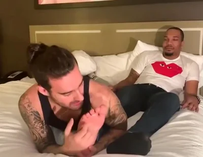 Reds Feet Worshipped