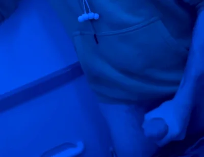 Masturbating at 30,000 Ft