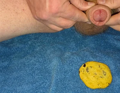 Cookie Cum Shot