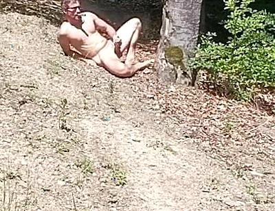 In Sight of the Road Rough Fap with Cumshot on Belly