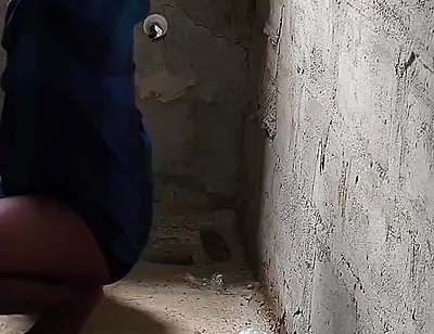 Fucking Ebony Big Wasit Bussy Inside the Toilet of an Uncompleted Building After a Blowjob