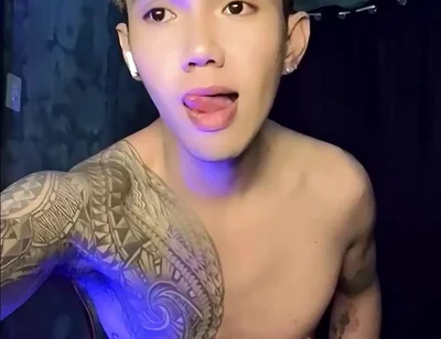Inked Horny Twink Performed in a Live Webcam Show