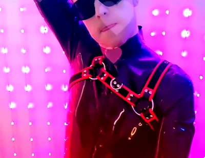 Vide Clip Outtake for My New Reellatexrubberblackstyle