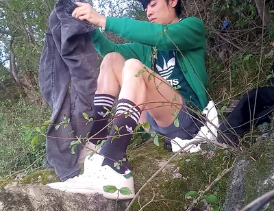 Behind the Scenes Jon Arteen After Masturbating Ejaculating Thick Cum Play Cleaning Tidying up Creating Artistic Sperm on Moss