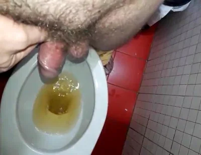 Sweaty Stinky Cheesy Cock Pissing