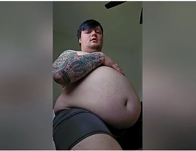 Belly Button - Burping Feedee