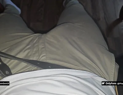 German Dirtytalk! Boss in Homeoffice Gets Horny & Strokes His Massive Cock