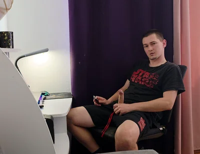 I Tried to Masturbate and Reach an Orgasm, but My Wife Unexpectedly Interrupted Me
