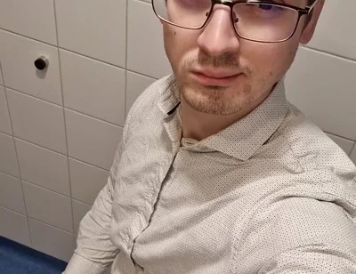 Well Its Almost the End of My Shift so I Can Enjoy a Bit with a Little Break with You