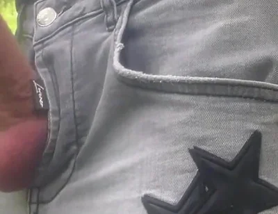 Huge Cumshot Outdoors in the Jeans Mmmm