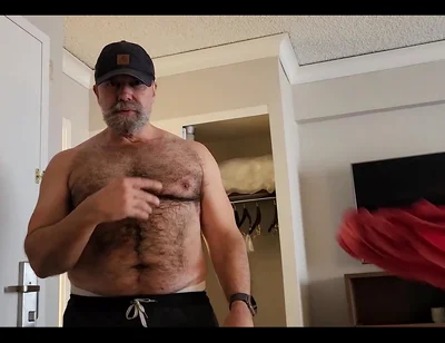 Hot Stepdaddy Bear Sucking My Big Ginger Dick When He Got Home From the Gym