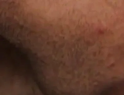 Two Muscular Hunks Share Raw Bareback Anal Pleasure