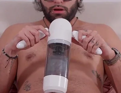 10 Out of 10 Vava Telescopic Masturbator Review - My Huge Curved Cock Can’t Stop Throbbing