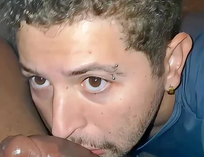 I Sucked off the Straight Guy From Down the Street Who Has a Cock the Size of a Huge Drink Can.