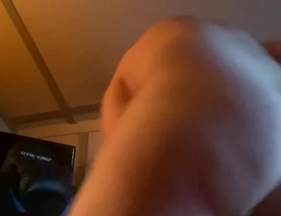 Short Ass Shaking