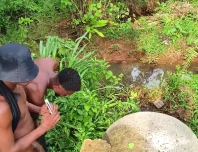 Watch How He Wore His Pant and Ran Away.