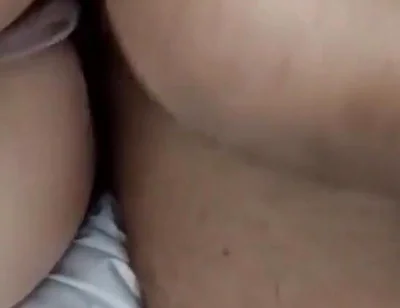 834 Big-bottomed Stepdaughter: Please Don't Put It in, I'll Get Pregnant