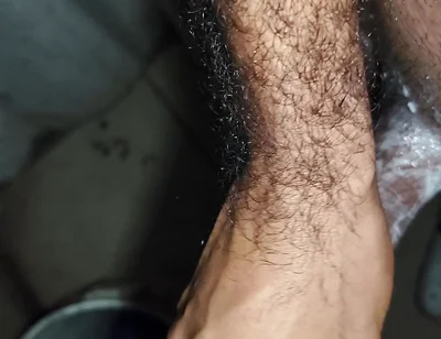Jerk Man Jerks off in the Bathroom Without Scrubbing His Body with Soap