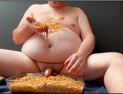 Messy Pasta-pigout