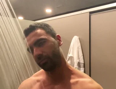 I Love to Take a Hot Shower