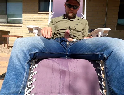 Giving Some Airbnb Neighbors a Jeans Wetting Piss Show