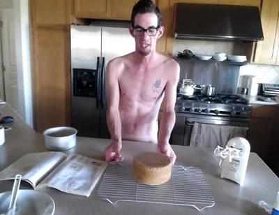 Chaturbate Baking Show Making a Cake