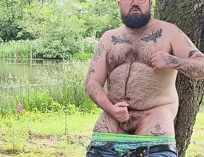 Does a Bear Cum in the Woods?