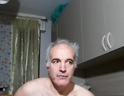 A Quick with a Big Cumshot as Soon as I Wake up Early in the Morning!