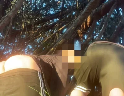 Amateur Roommates Showing Their Ass for a Fan
