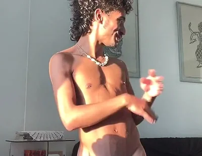 Exhibing My Naked Body in the Sunlight