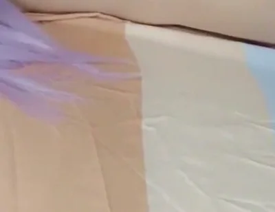 989 Big-butted Stepsister Comes to My Bed to Talk About Her Feelings