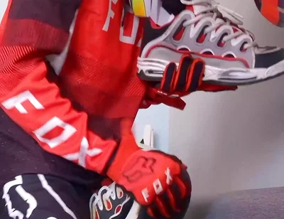 I Put on Mxgear and Fuck My Osiris Sneakers