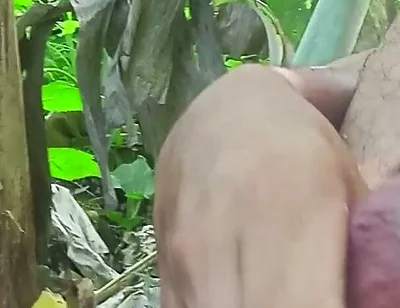 Horny Jungle Masturbate