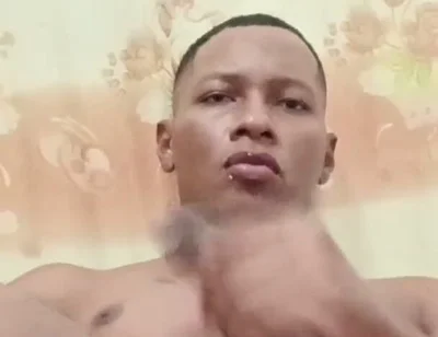 Bigdick Masturbation with saliva Amateur