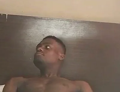 Cumming on the Sheets on a Hot Afternoon