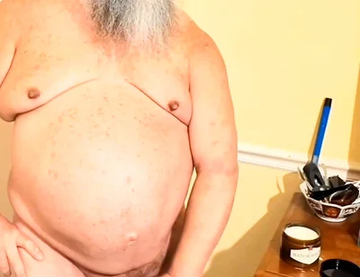 Big Bubba Bear Is Back with a Fresh Load